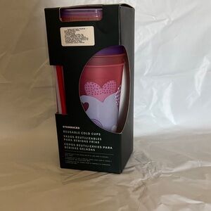 Mexico exclusive Starbucks Red and Purple Heart Cold Cups